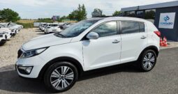 KIA SPORTAGE 1.7 CRDi EX Digitklíma Navi Kamera Panorámatető Keyless /Vásárolja meg online!/