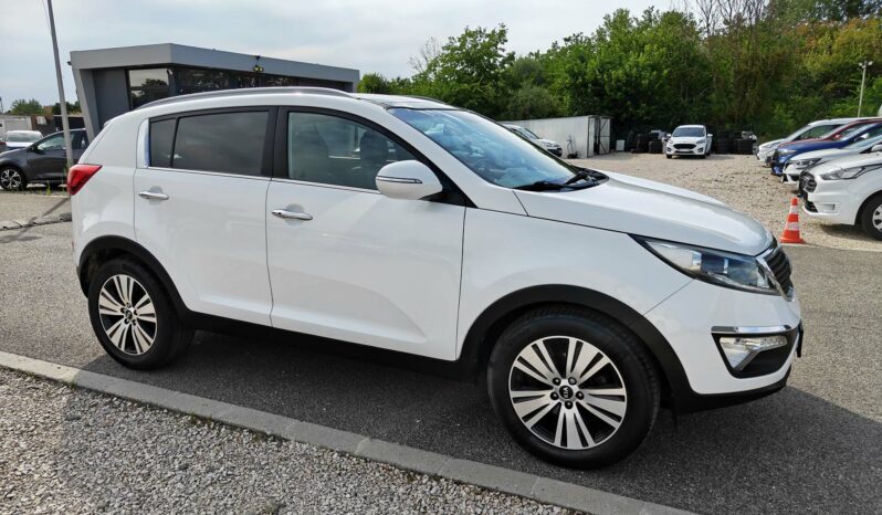 KIA SPORTAGE 1.7 CRDi EX Digitklíma Navi Kamera Panorámatető Keyless /Vásárolja meg online!/ full