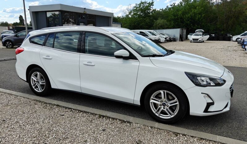 FORD FOCUS (Automata) 1.5 TDCI SW 120Le 5személyes TGK(N1) Navigáció Tempomat 3%THM full