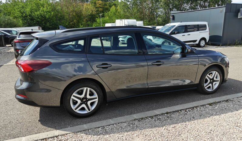 FORD FOCUS 1.5TDCI SW 120Le Új modell! 5személyes TGK(N1) Navi Tempomat 3%THM 12hó garancia full