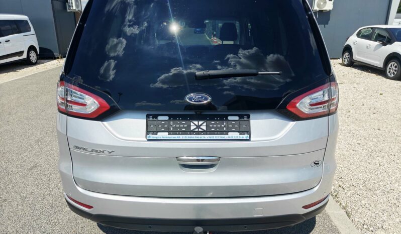 FORD GALAXY 2.0 EcoBlue SCR Titanium 7személyes Navigáció Digitklíma LED Ülésfűtés Vonóhorog Végig szervizelt full