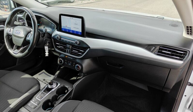 FORD FOCUS (Automata) 1.5 TDCI SW 120Le 5személyes TGK(N1) Navigáció Tempomat 3%THM full
