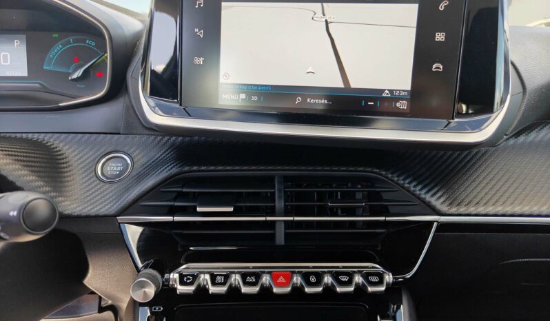 PEUGEOT 208 e-208 50kWh 136Le Navi Digitklíma LED 3%THM 12hó garancia Akku certifikáció full